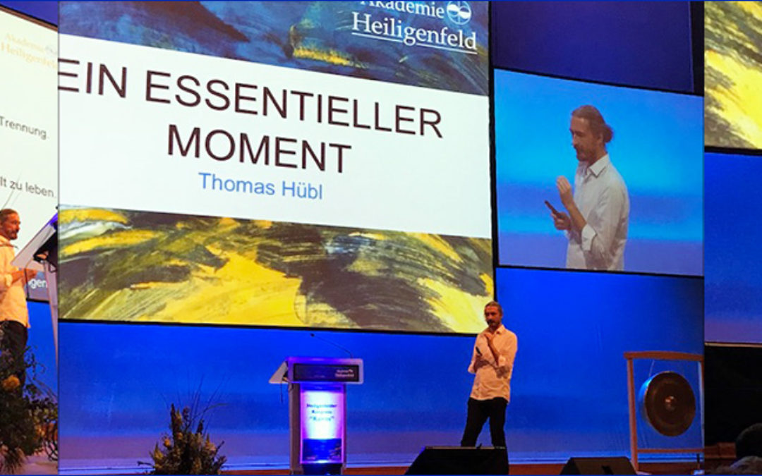 Ein essentieller Moment – Thomas Hübl auf dem Heiligenfeld-Kongress